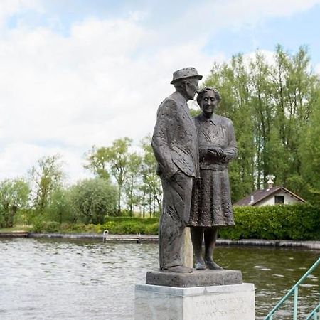 Bungalow Op Eiland Hotel Loosdrecht Kültér fotó