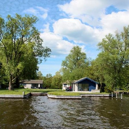 Bungalow Op Eiland Hotel Loosdrecht Kültér fotó